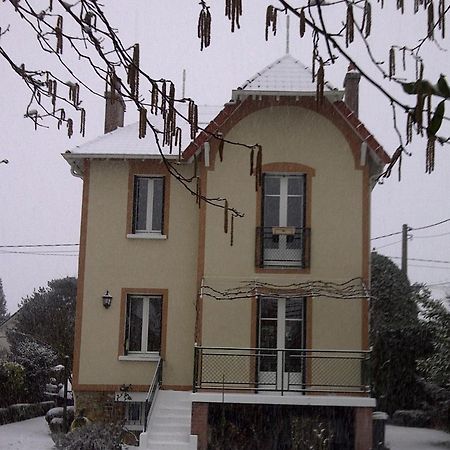 la villa des chats Andrésy Esterno foto